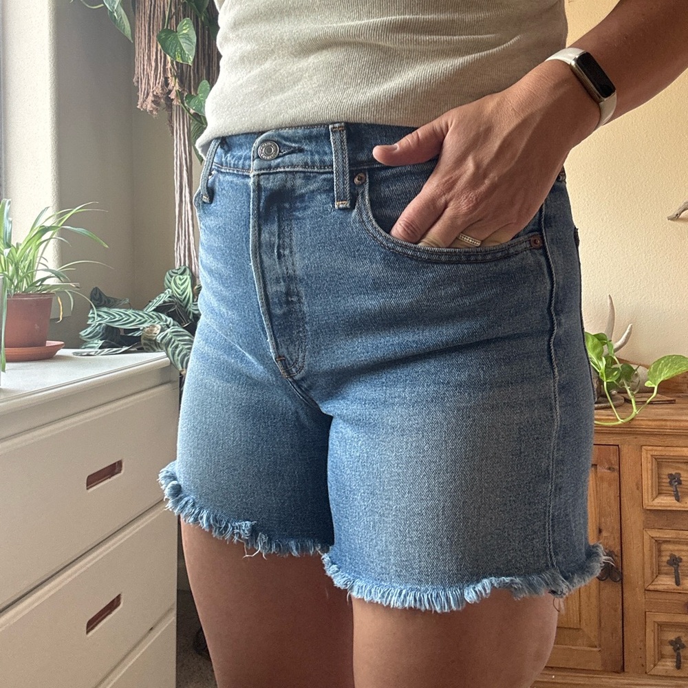 Levi's Wedgie Fit Shorts for Women